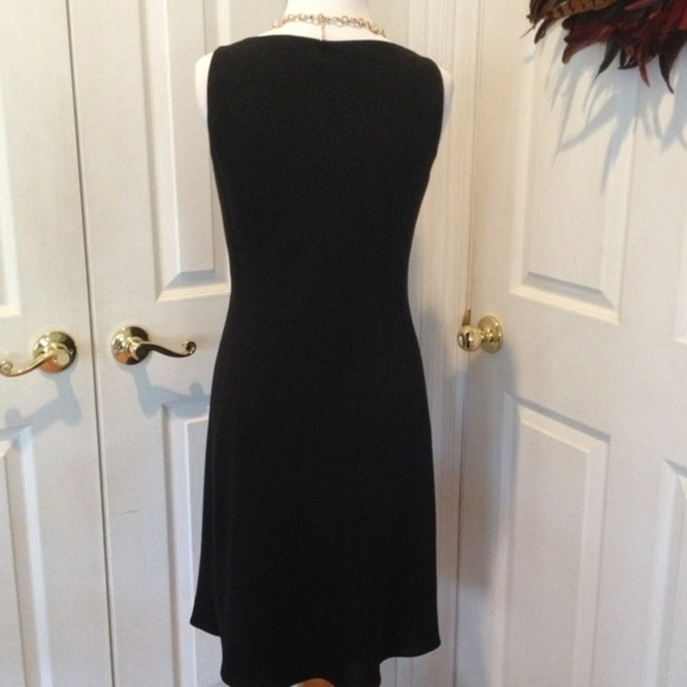 Evan Picone Simple But Classy Lbd - image 4